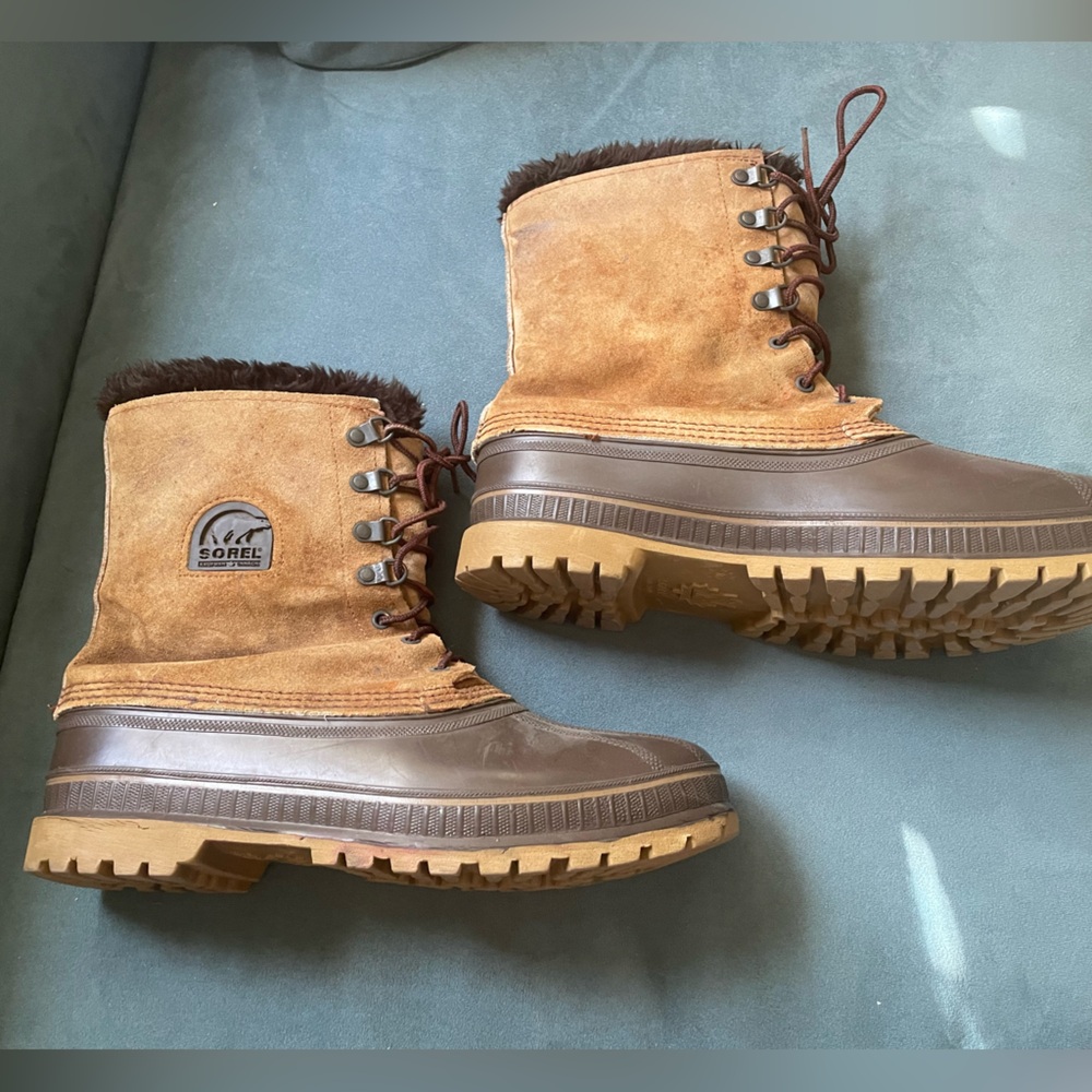 SOREL Caribou Boots Size 10 (Men)